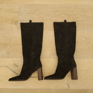 Sanmarina women's black suede boots size 39 or 8 1/2 Like new